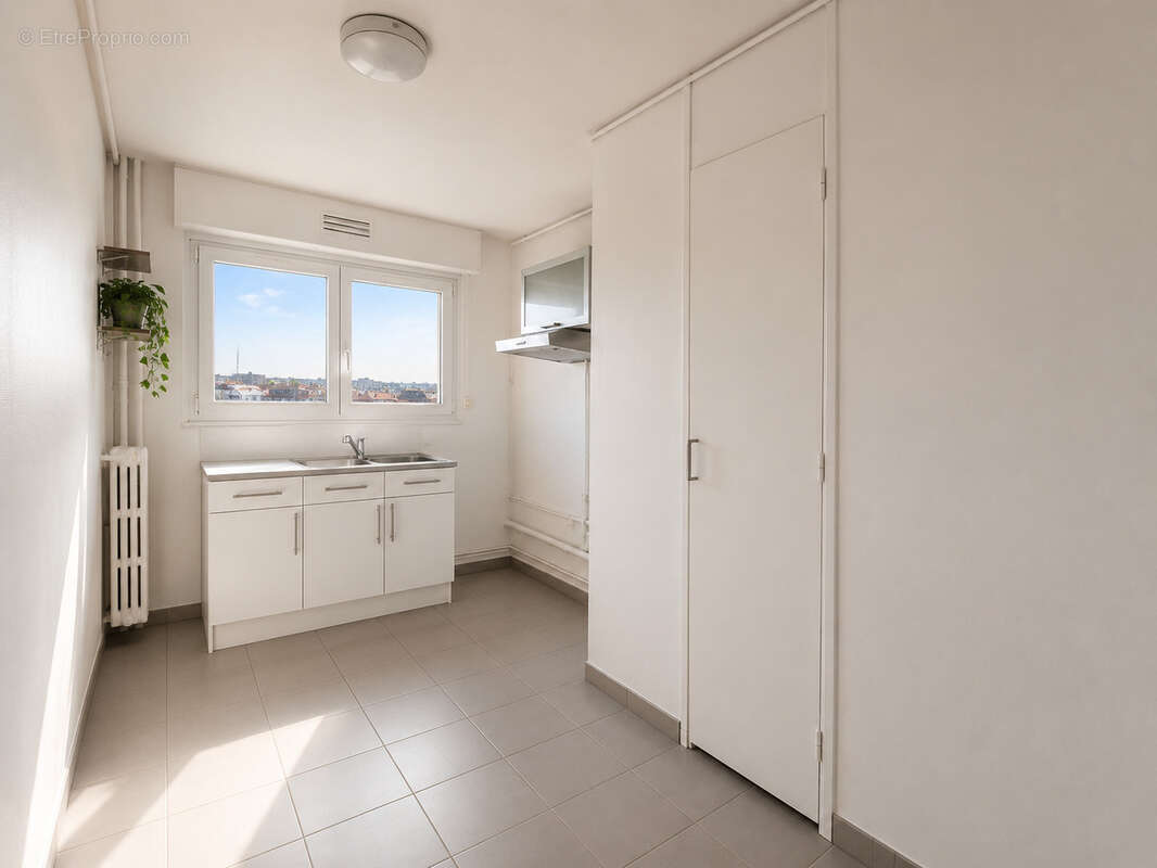 Appartement à PARIS-12E