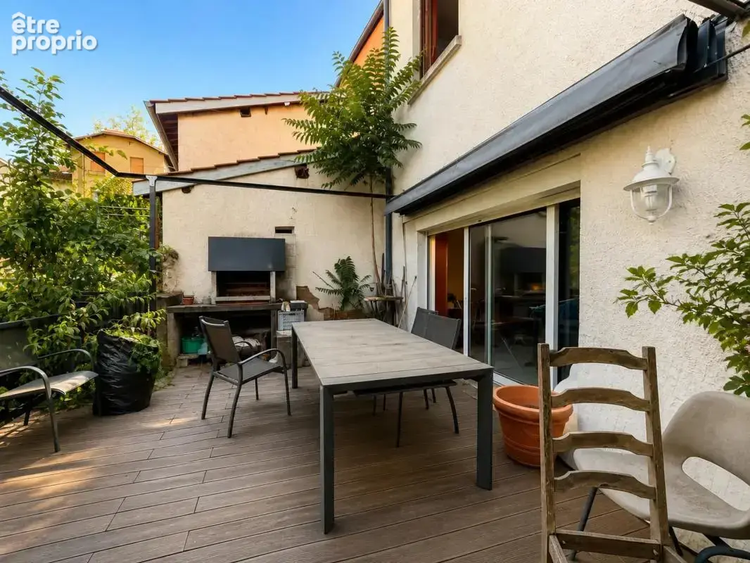 Appartement de 5 pièces À RENOVER de 126 m² à Caluire-et-Cuire - photo 25