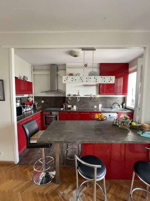 Appartement à MARSEILLE-8E