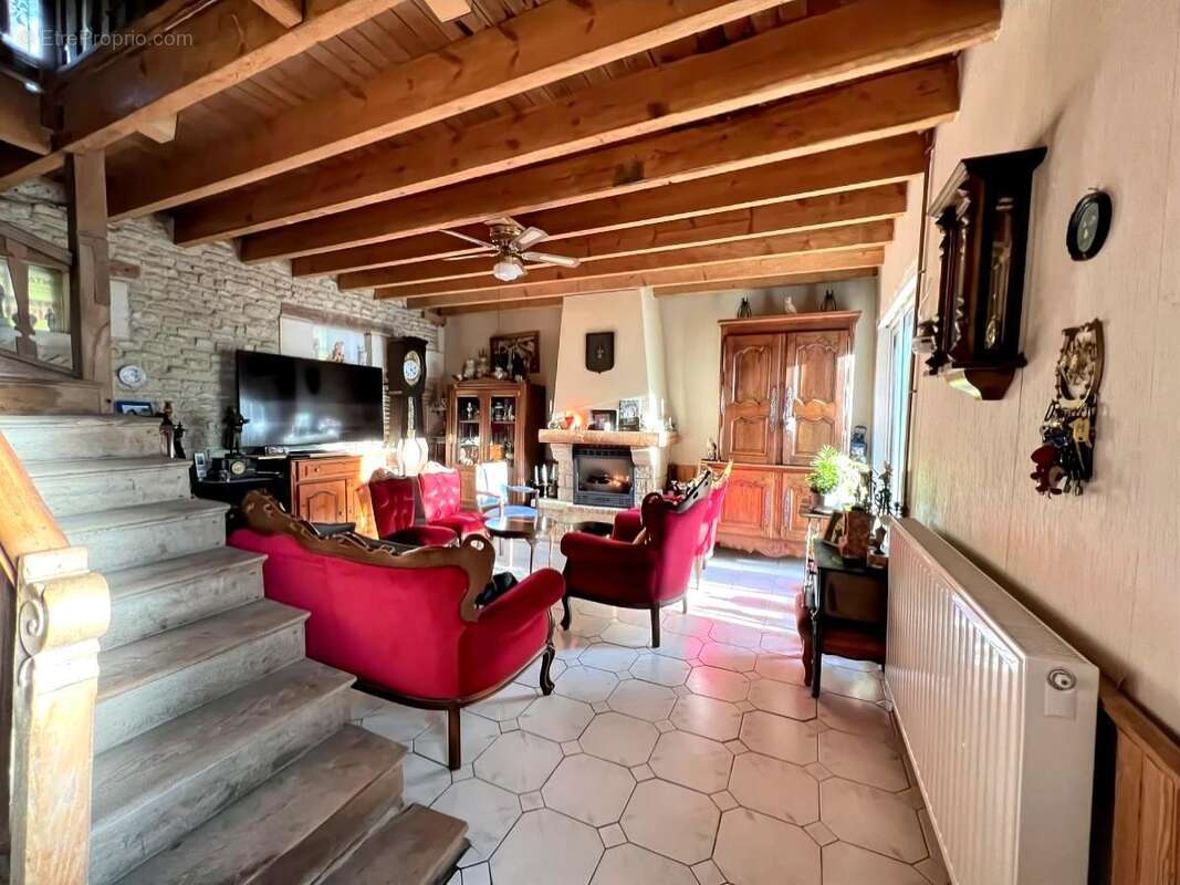 Maison 175 m² à Mezidon-Canon  - photo 3