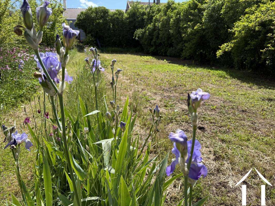 Charmante maison de village avec grand jardin indépendant - photo 2