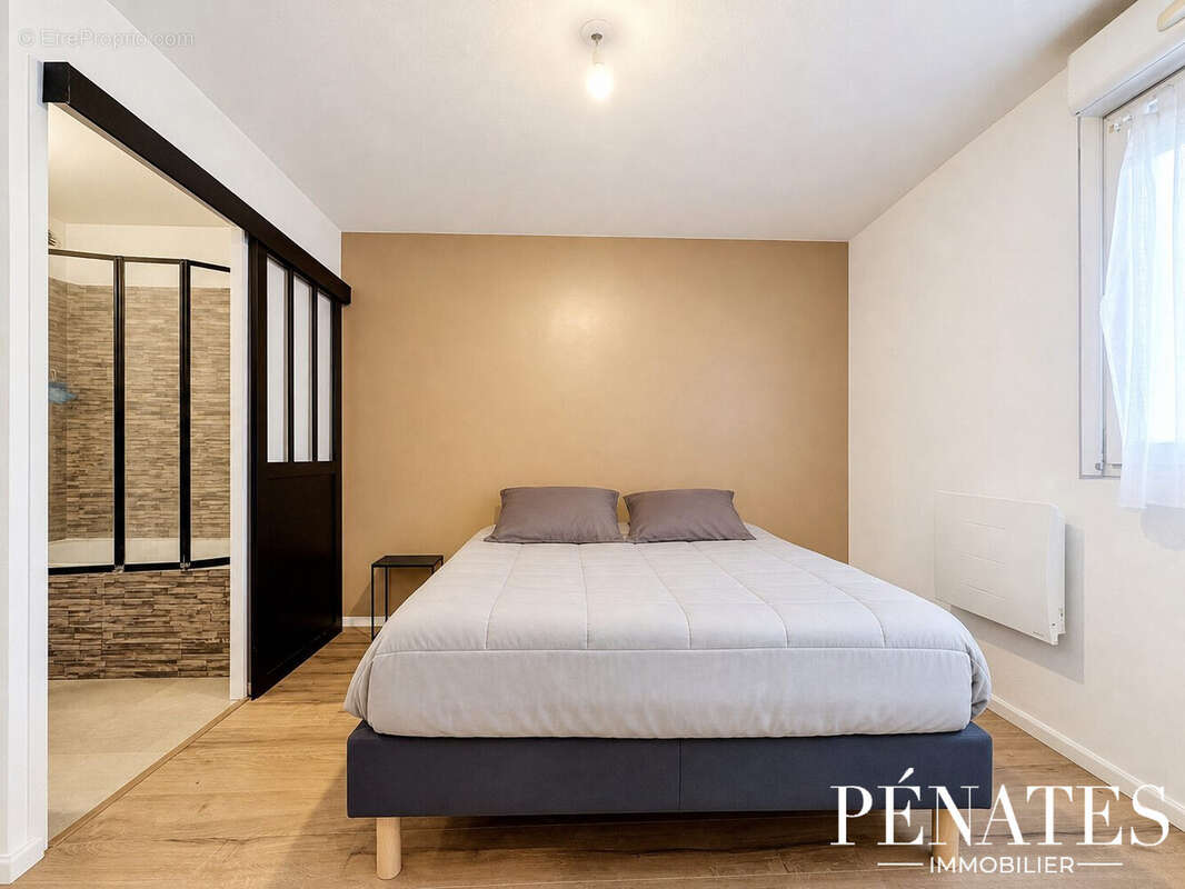Appartement à PETIT-COURONNE