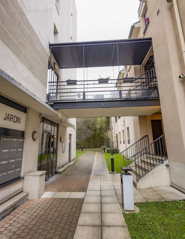 Appartement à LYON-9E