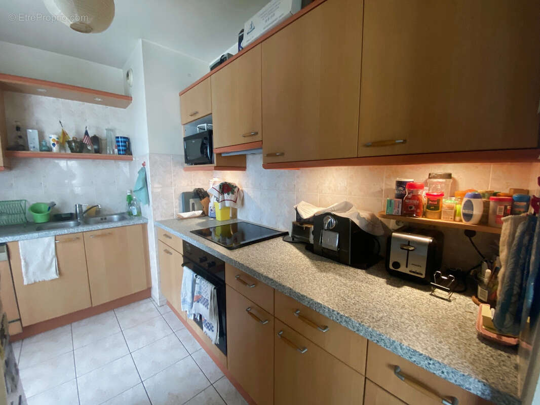 Appartement à COURBEVOIE