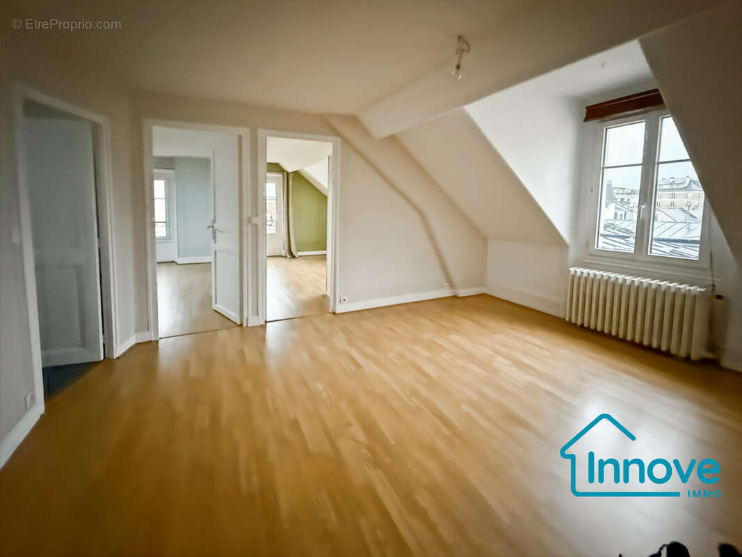 Appartement à VERSAILLES