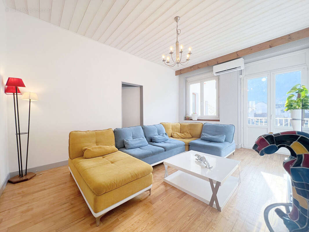 Appartement à CLUSES