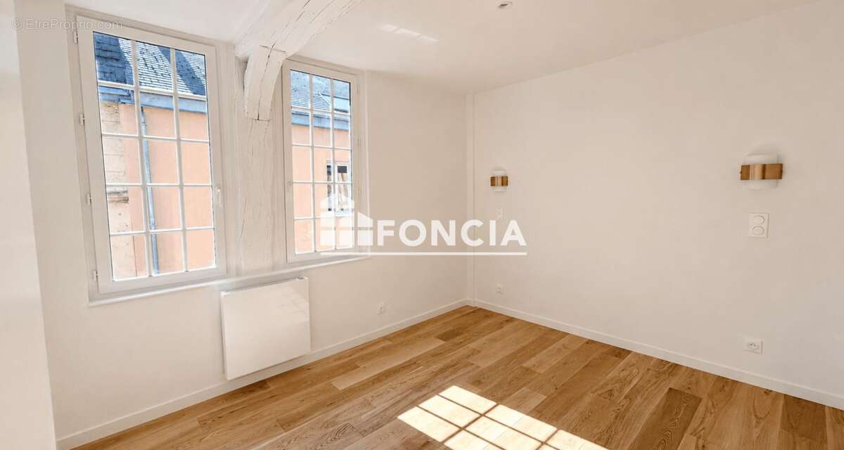 ROUEN – Quartier Saint-Nicaise  Appartement 5 pièces de 87,75 m² entièrement rénové - photo 9