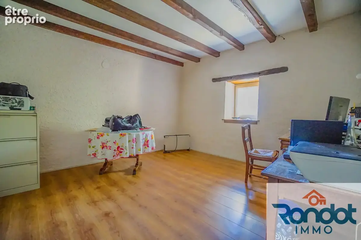 Maison 8 pièces / 3 chambres / 300 m2 / 946 m2 terrain - photo 11