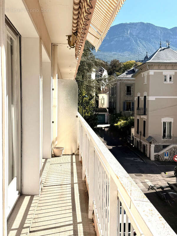 Appartement à AIX-LES-BAINS