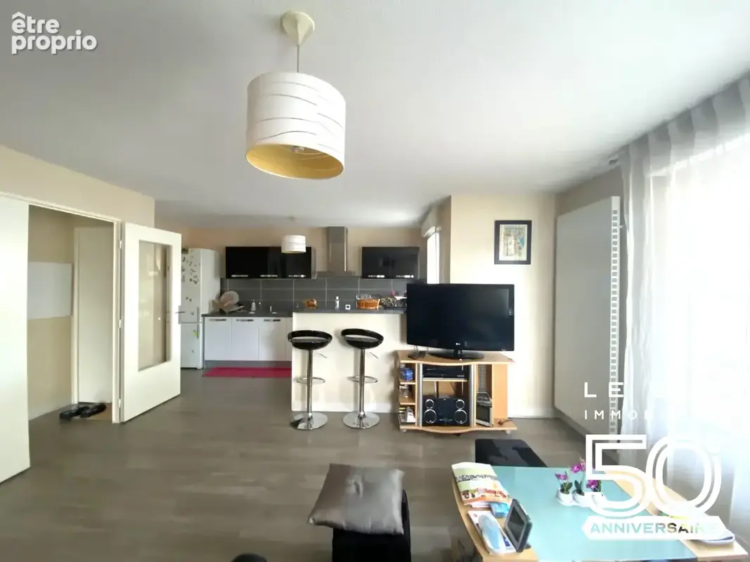Appartement 64 m² à Saint-Ave  - photo 2