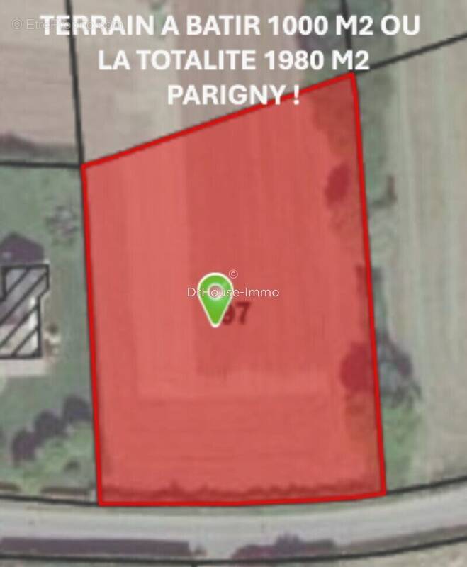 Terrain à PARIGNY