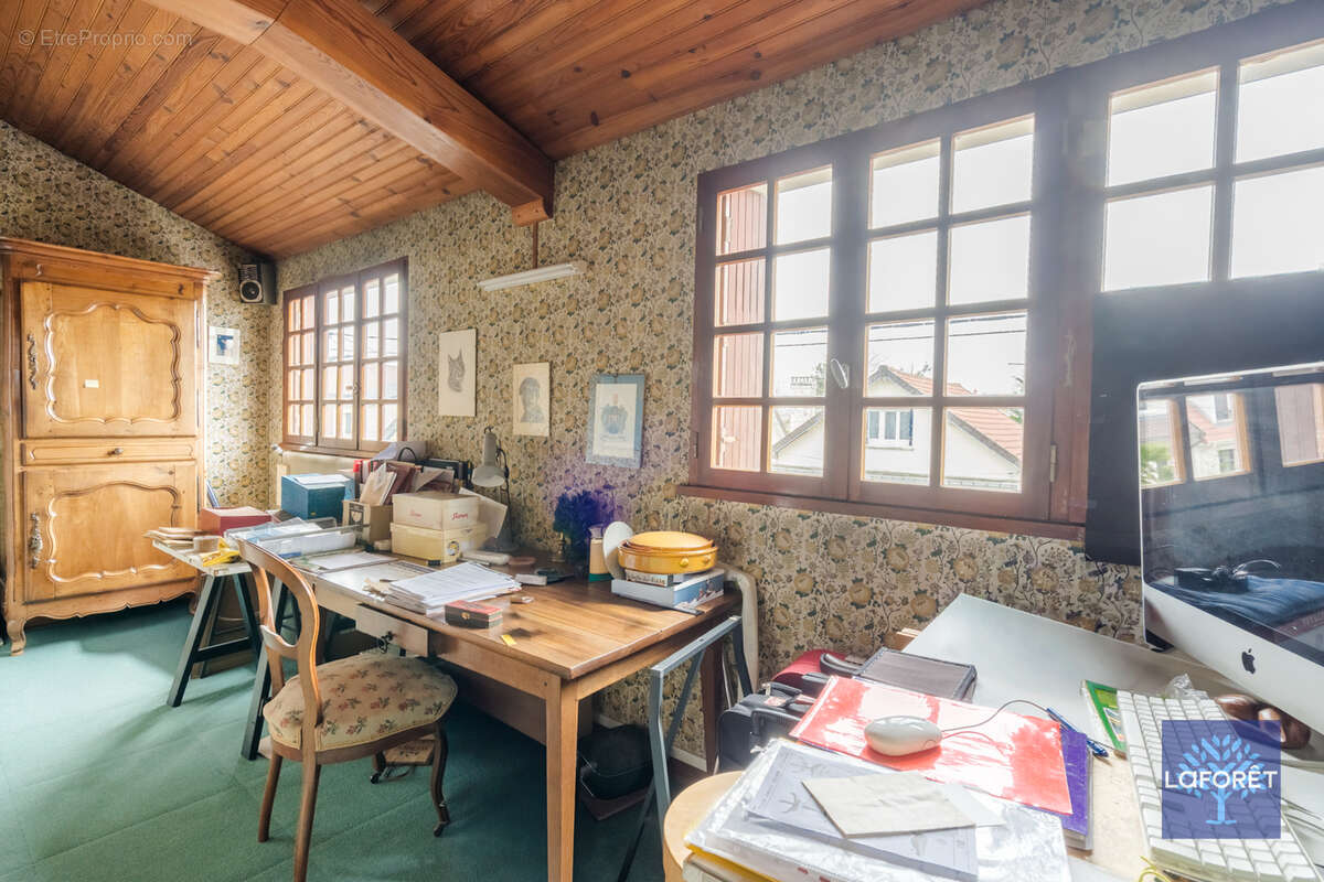 Maison à LES PAVILLONS-SOUS-BOIS