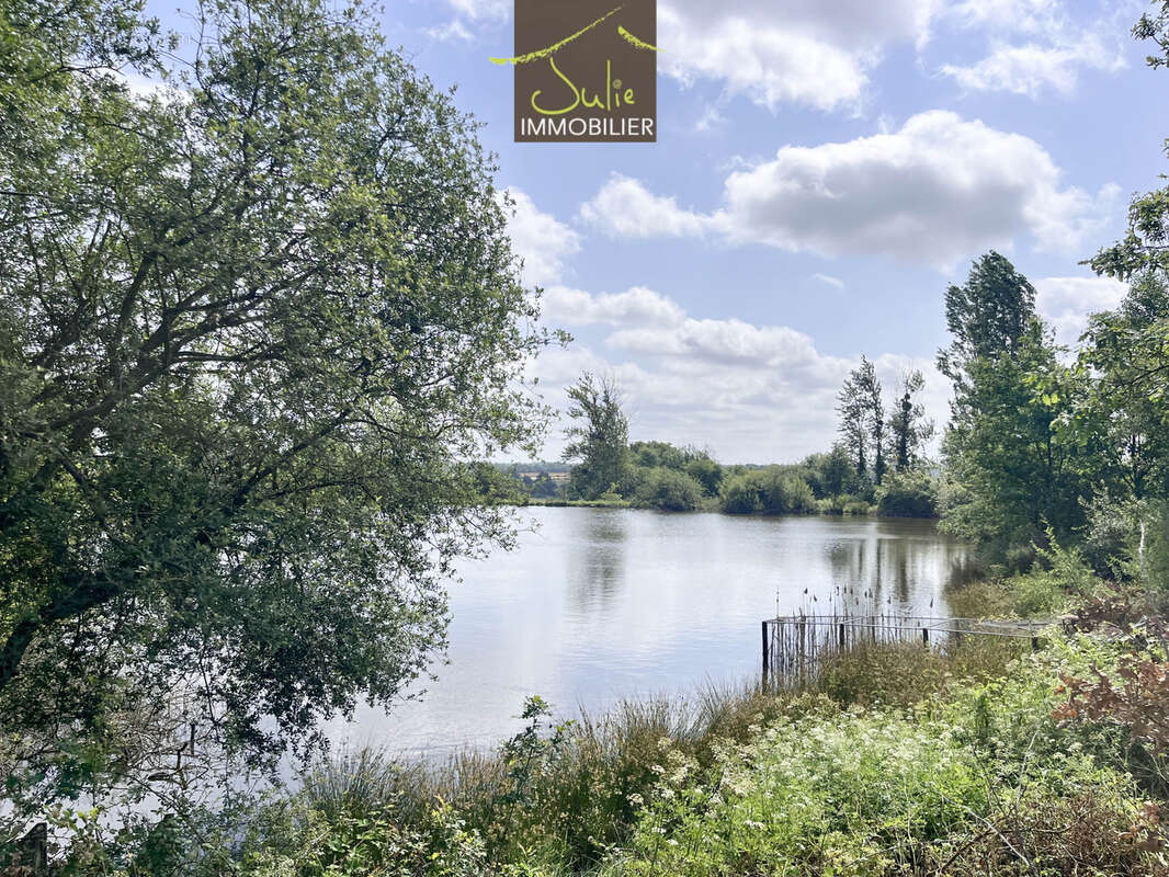 Terrain à BRESSUIRE