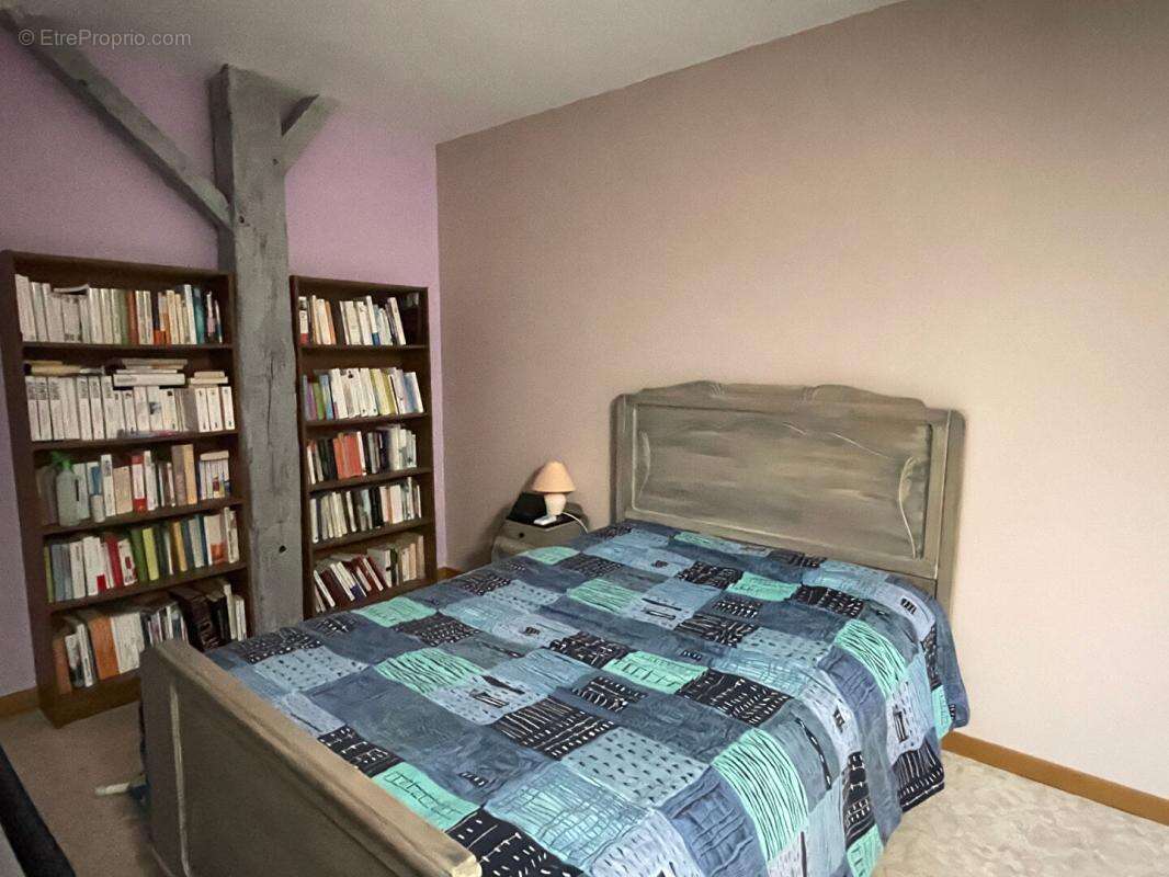 Maison à CONTREXEVILLE