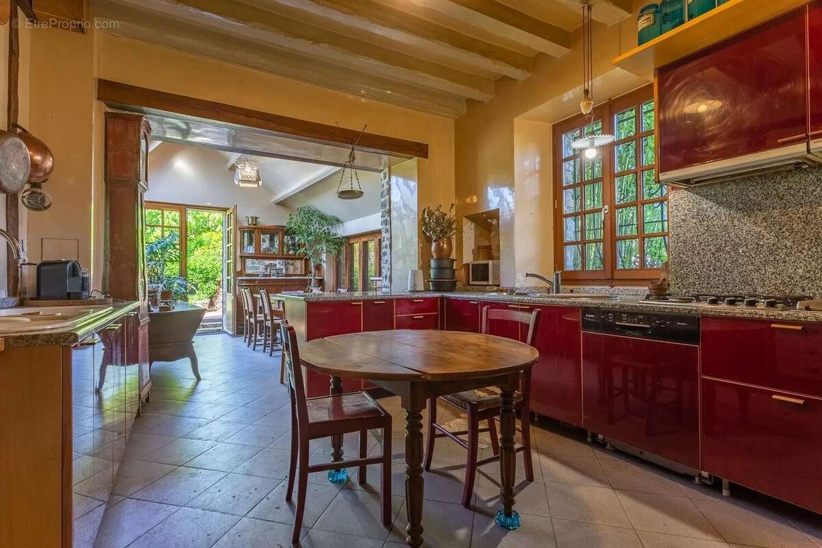 Maison à MILLY-LA-FORET