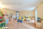 Appartement à REYRIEUX