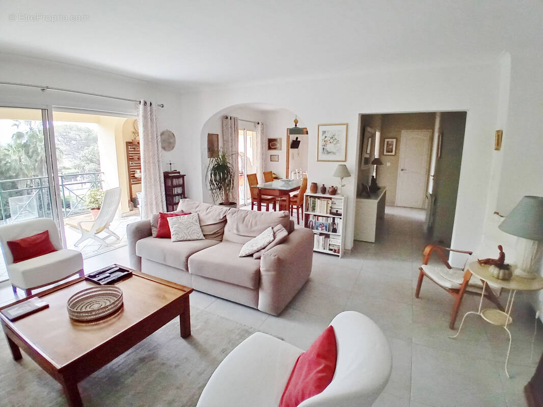 Appartement à SAINT-RAPHAEL