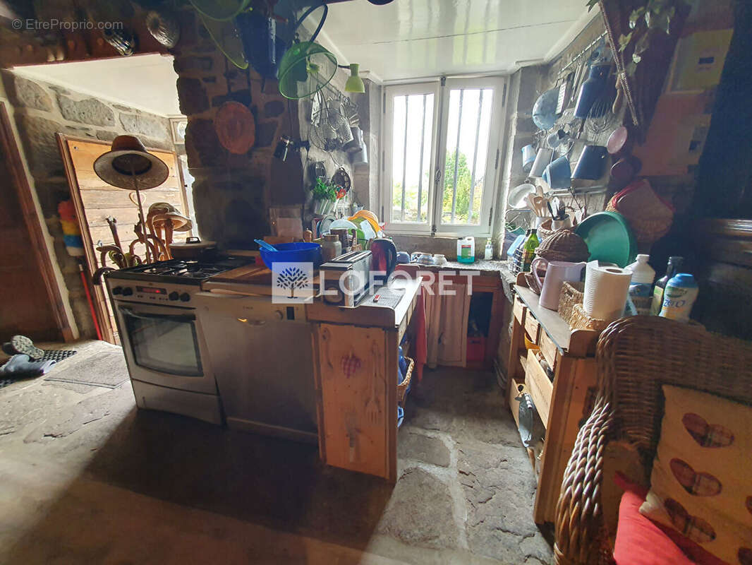 Maison à LAVEISSENET