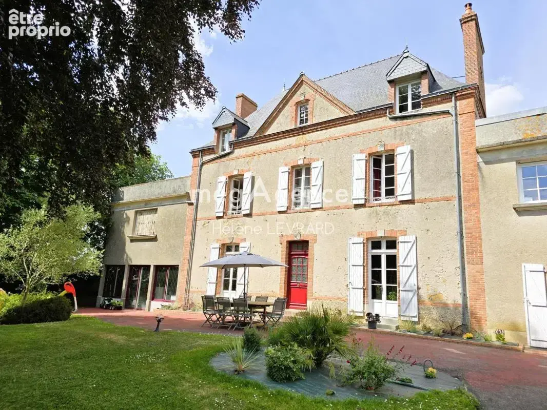 Domaine de 3 Ha avec piscine et installations équestres - photo 9