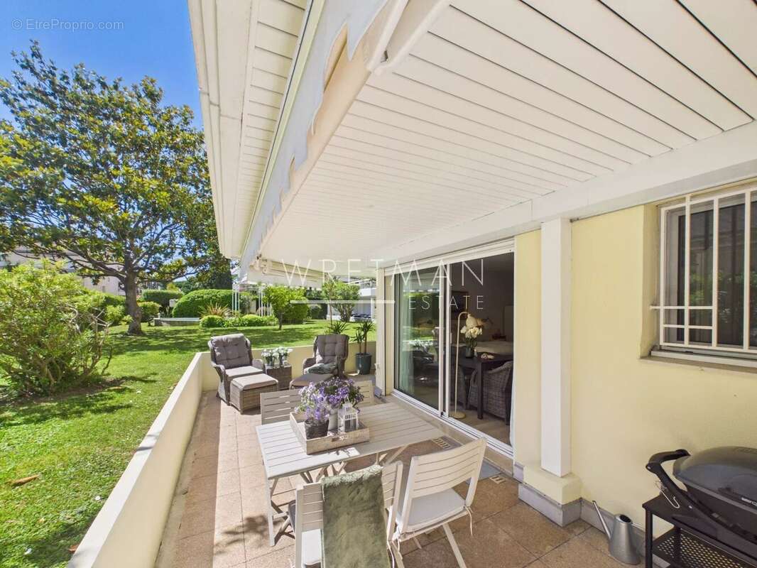 Appartement à CANNES