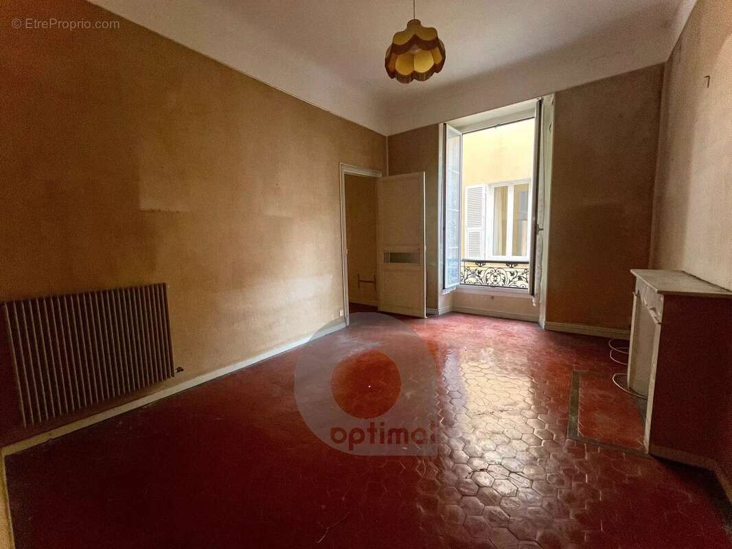 Appartement à MENTON