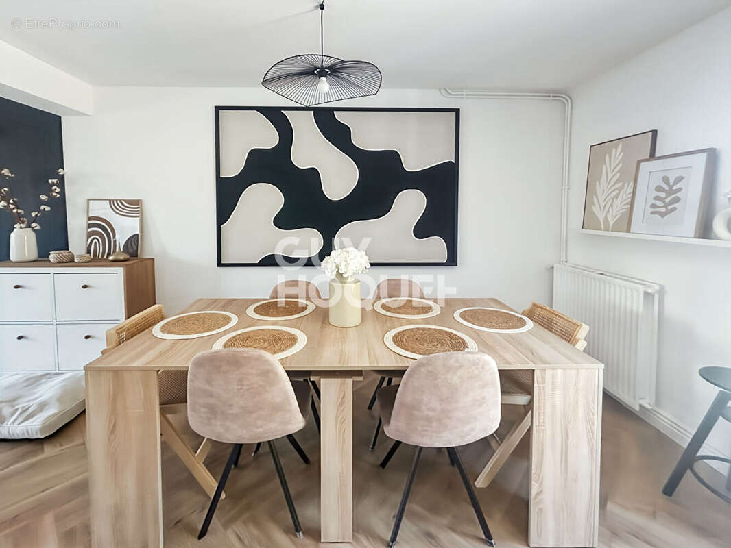 Maison à SAINT-GERMAIN-LA-BLANCHE-HERBE