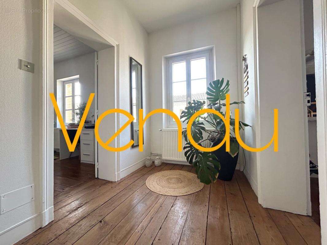 Maison à MONCLAR-DE-QUERCY