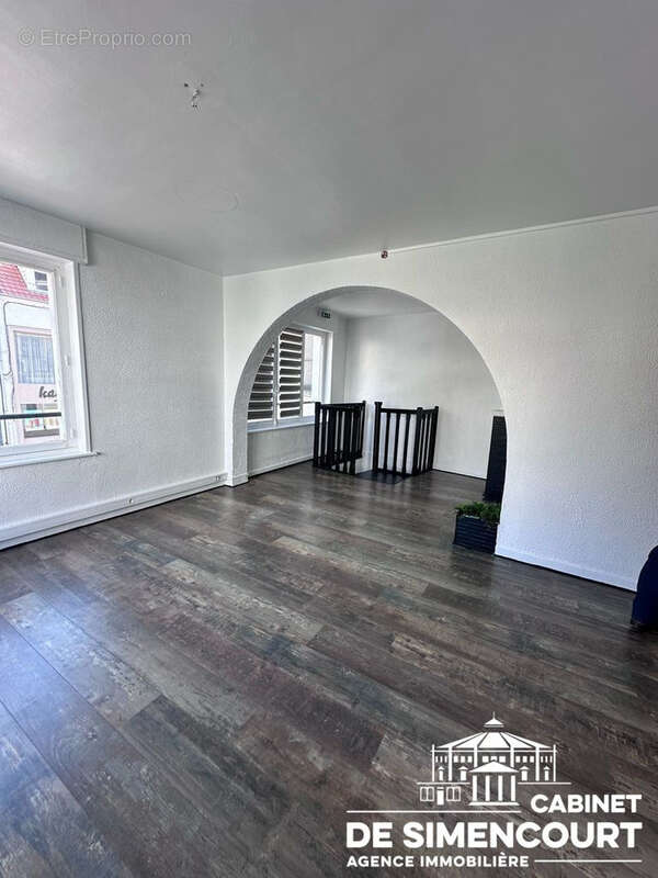 Commerce à BOULOGNE-SUR-MER