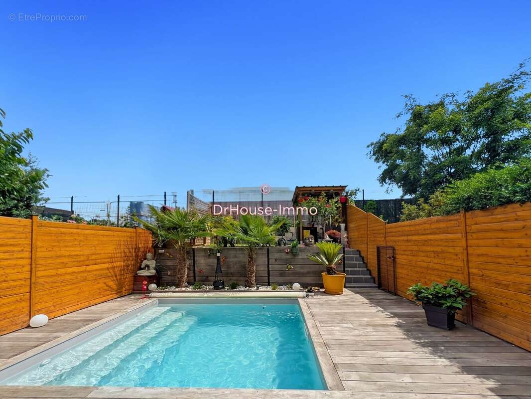 Maison à SAINT-PRIEST