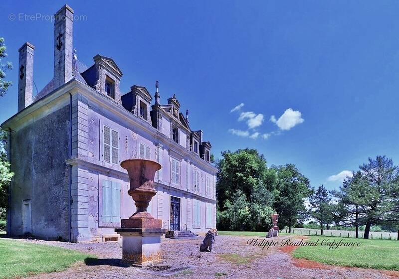 Maison à FOUSSAIS-PAYRE