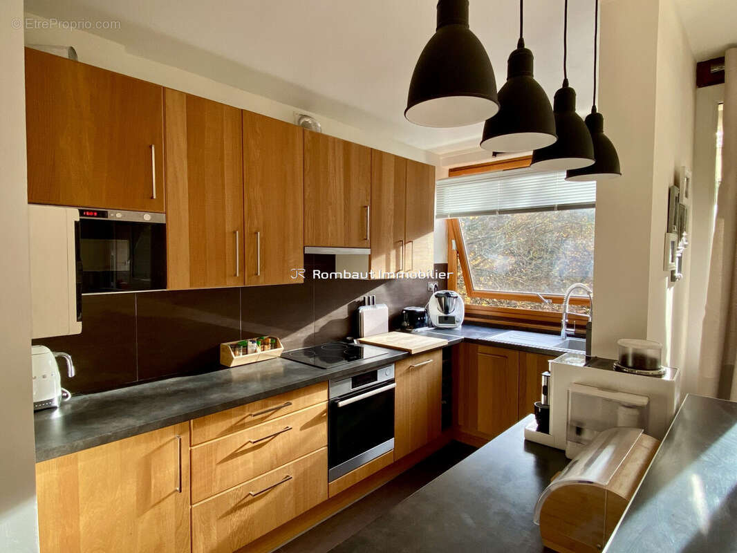 Appartement à LA CELLE-SAINT-CLOUD