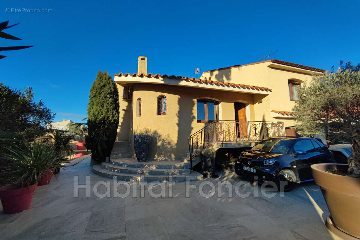 Maison à SAINT-CYPRIEN