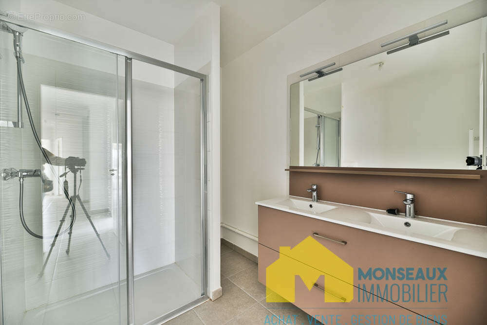 Appartement à EPINAY-SUR-ORGE