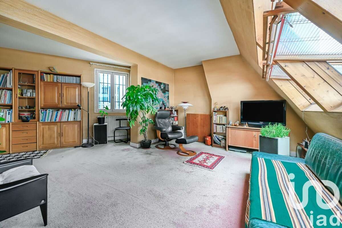 Photo 3 - Appartement à PARIS-8E