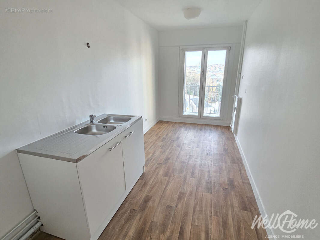 Appartement à SAINT-OUEN-L'AUMONE