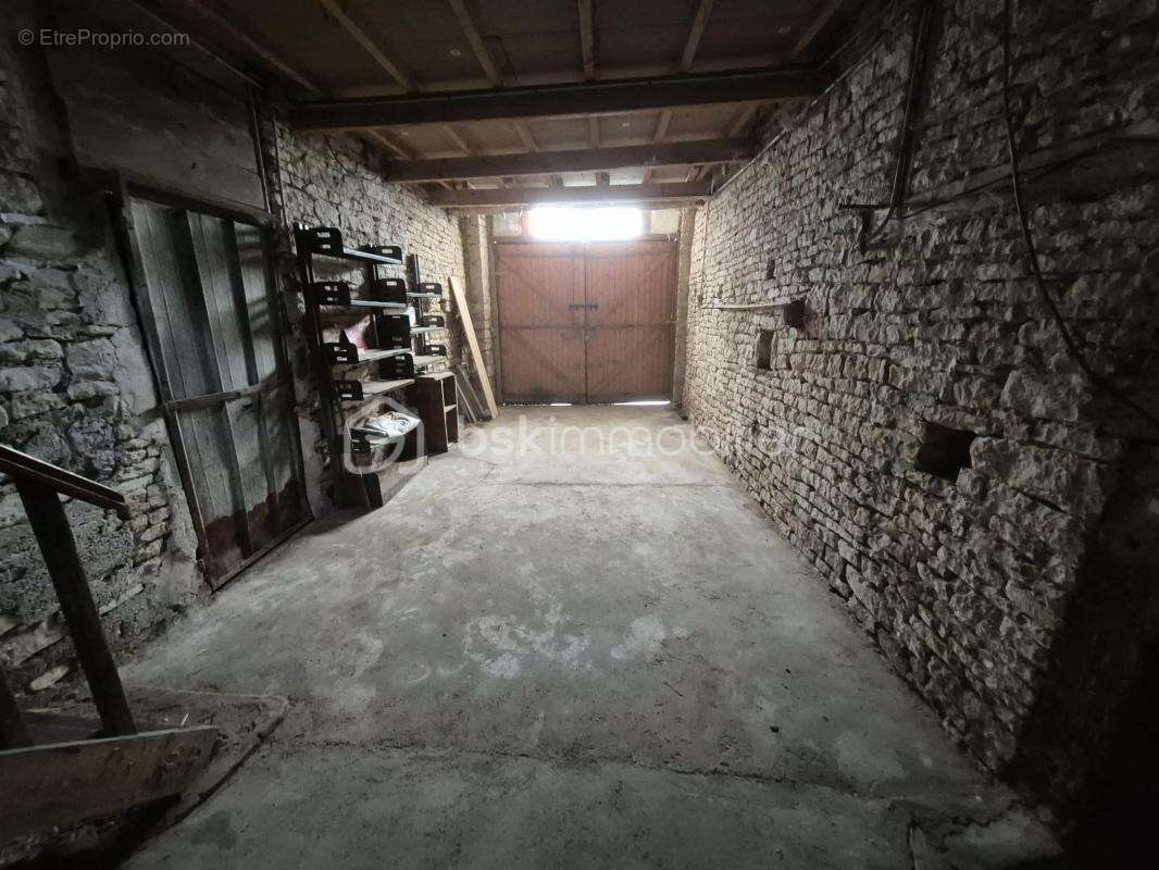 Maison à LATRECEY-ORMOY-SUR-AUBE