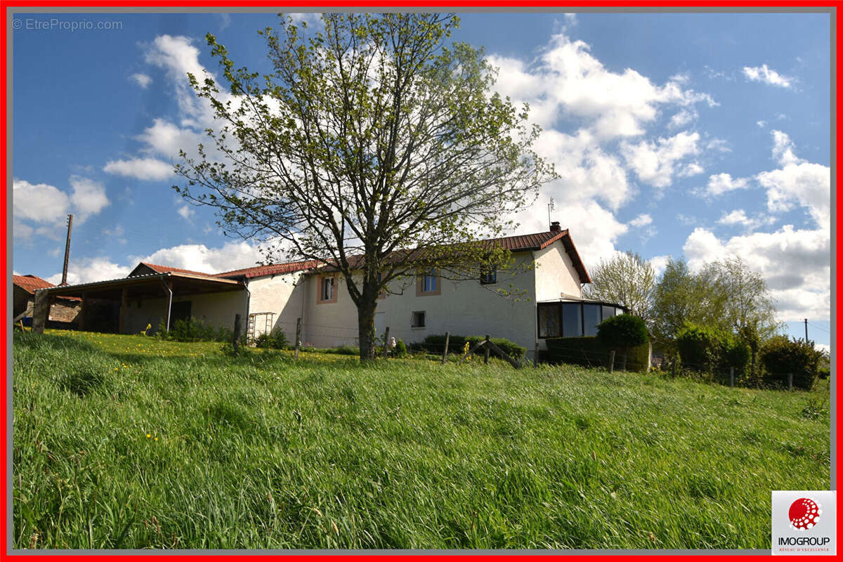Maison à SAINT-MARTIN-D'ESTREAUX