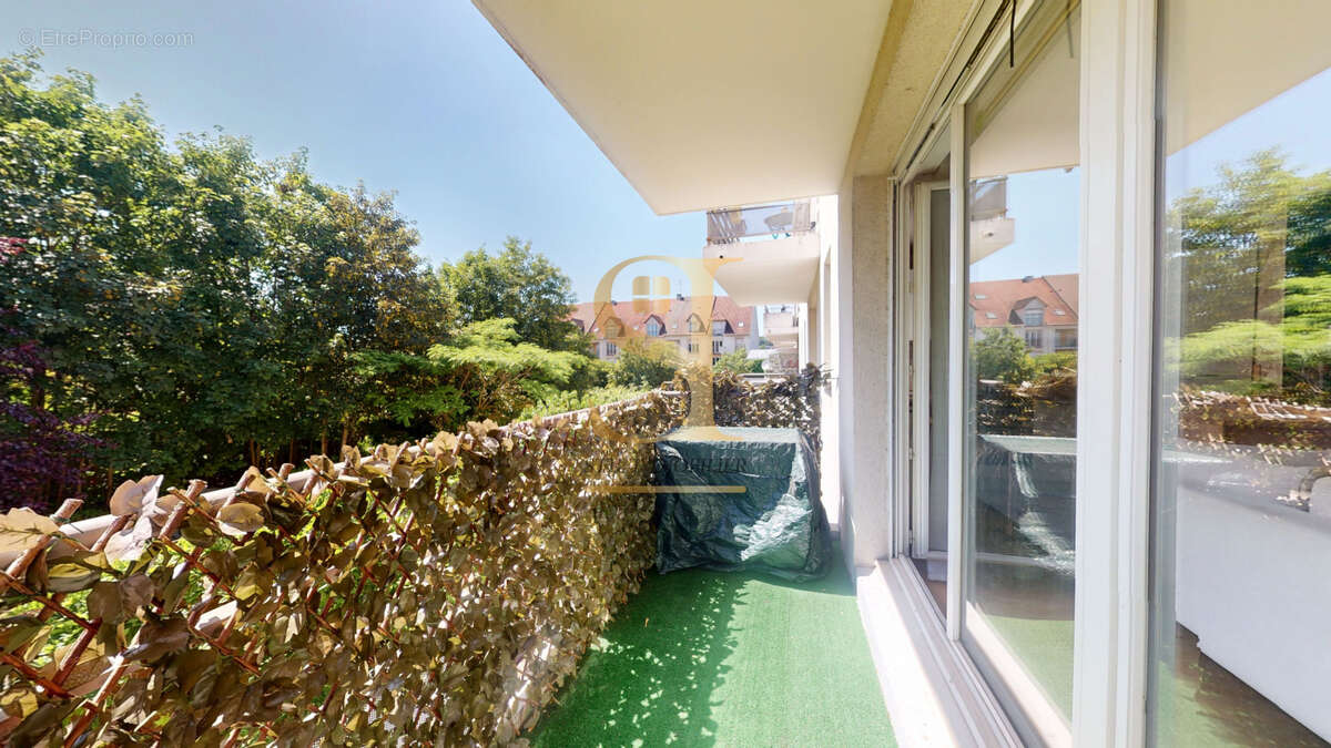 Appartement à CHILLY-MAZARIN
