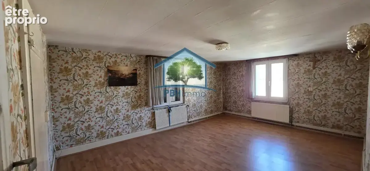 DANNEMARIE (68) - Maison mitoyenne de 7 pièces avec grande grange et terrain constructible - photo 8