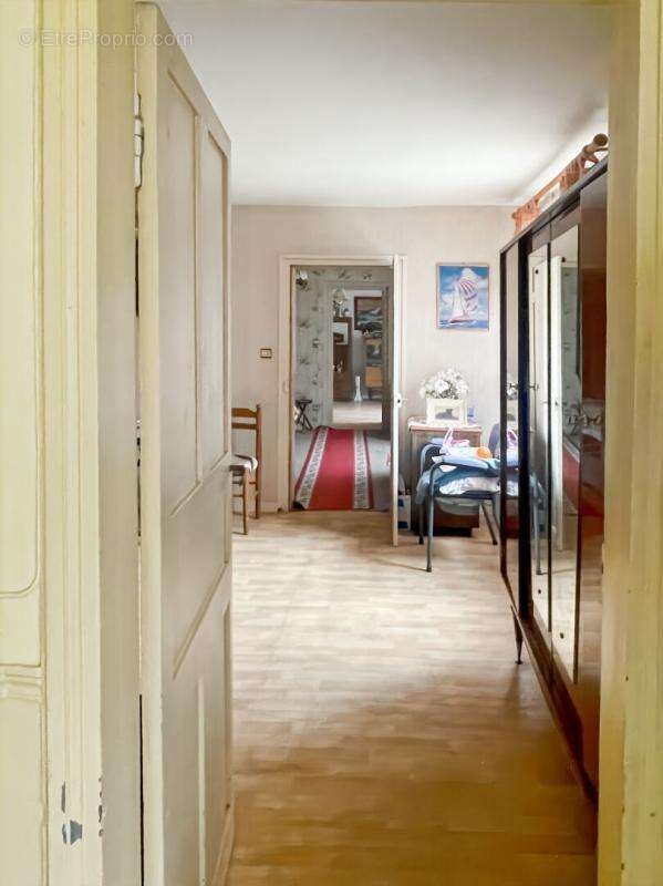 Maison de plain-pied 73 m² Chezal-Benoît - photo 5