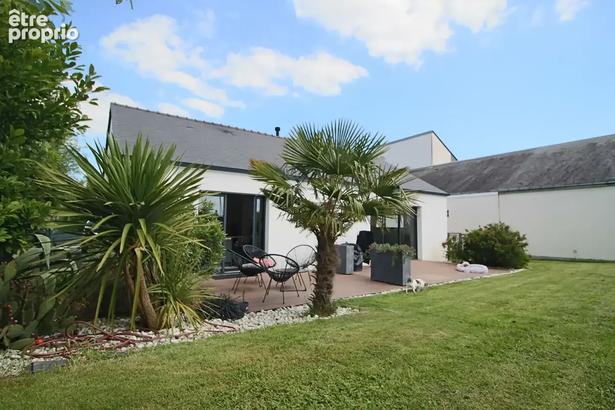Maison de plain pied Donges campagne 4 pièces, 3 chambres de 103.07 m², piscine, grand jardin clos. - photo 17