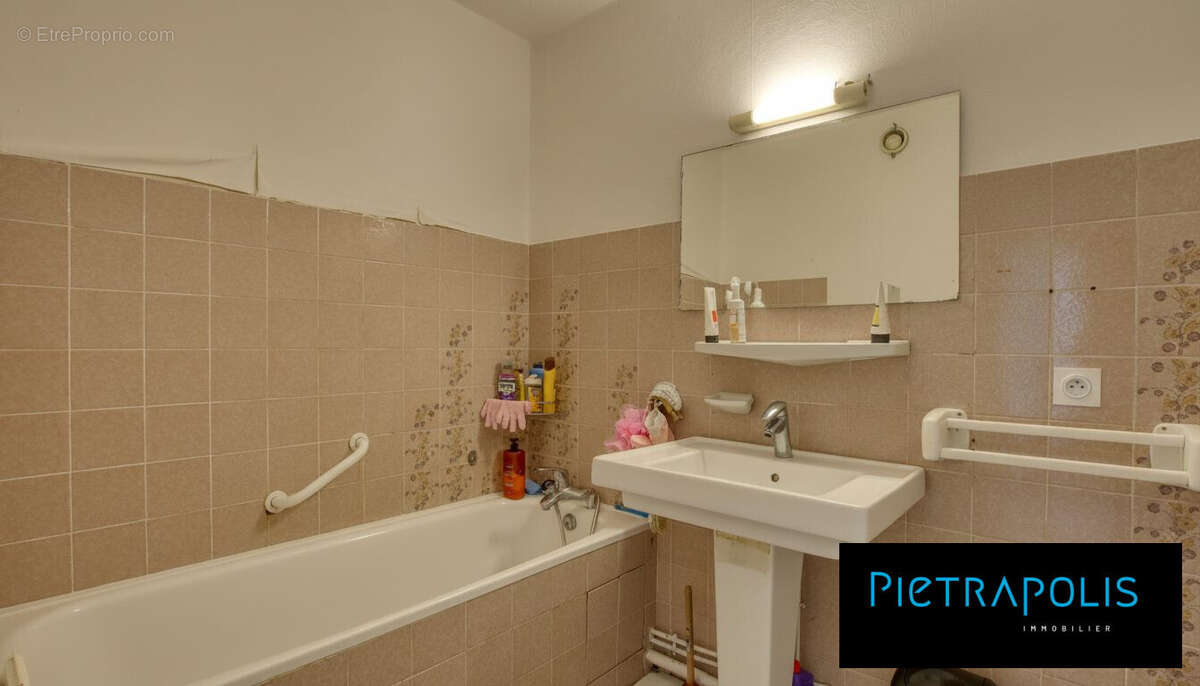 Appartement à SAINT-ETIENNE