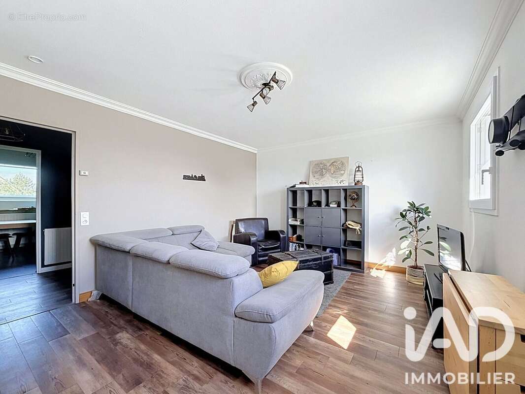 Appartement 75 m² à Lamballe  - photo 3