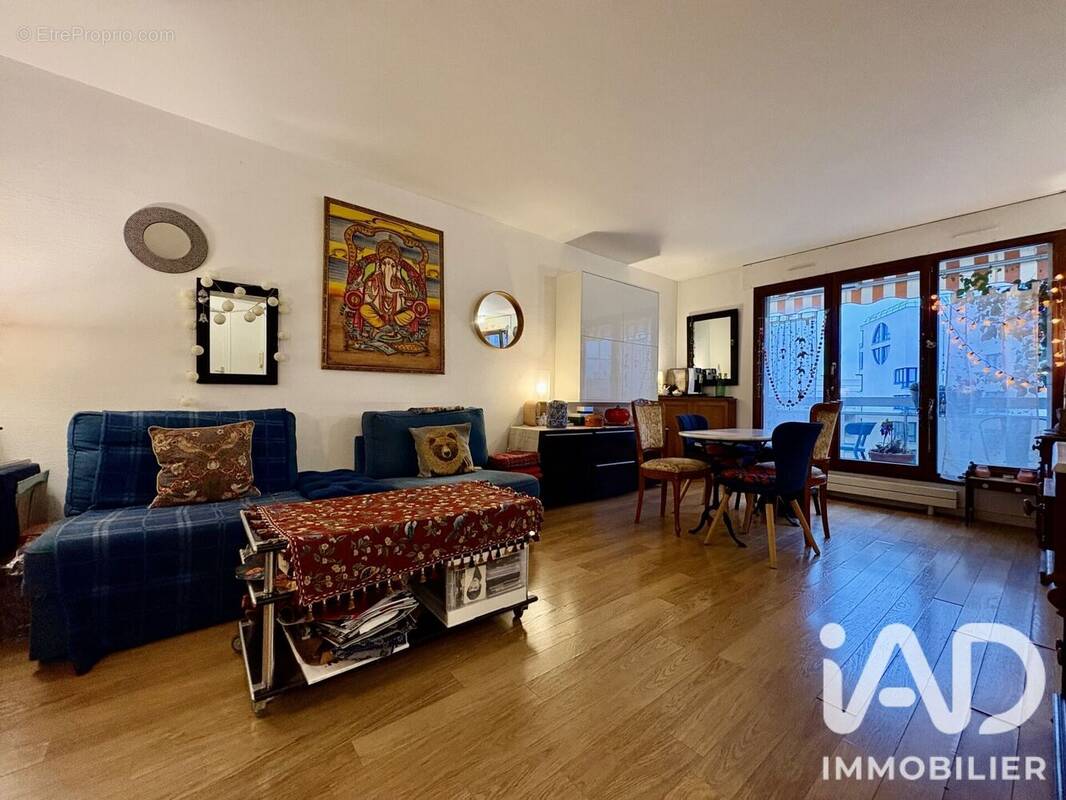 Photo 1 - Appartement à COURBEVOIE