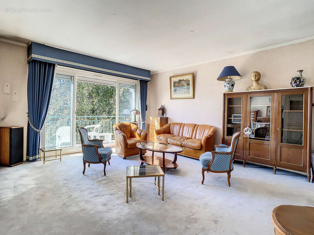 Appartement à GARCHES