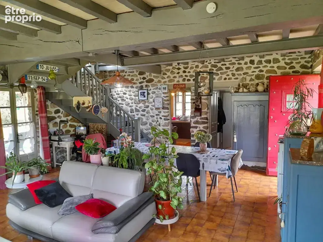 Maison à BUZY