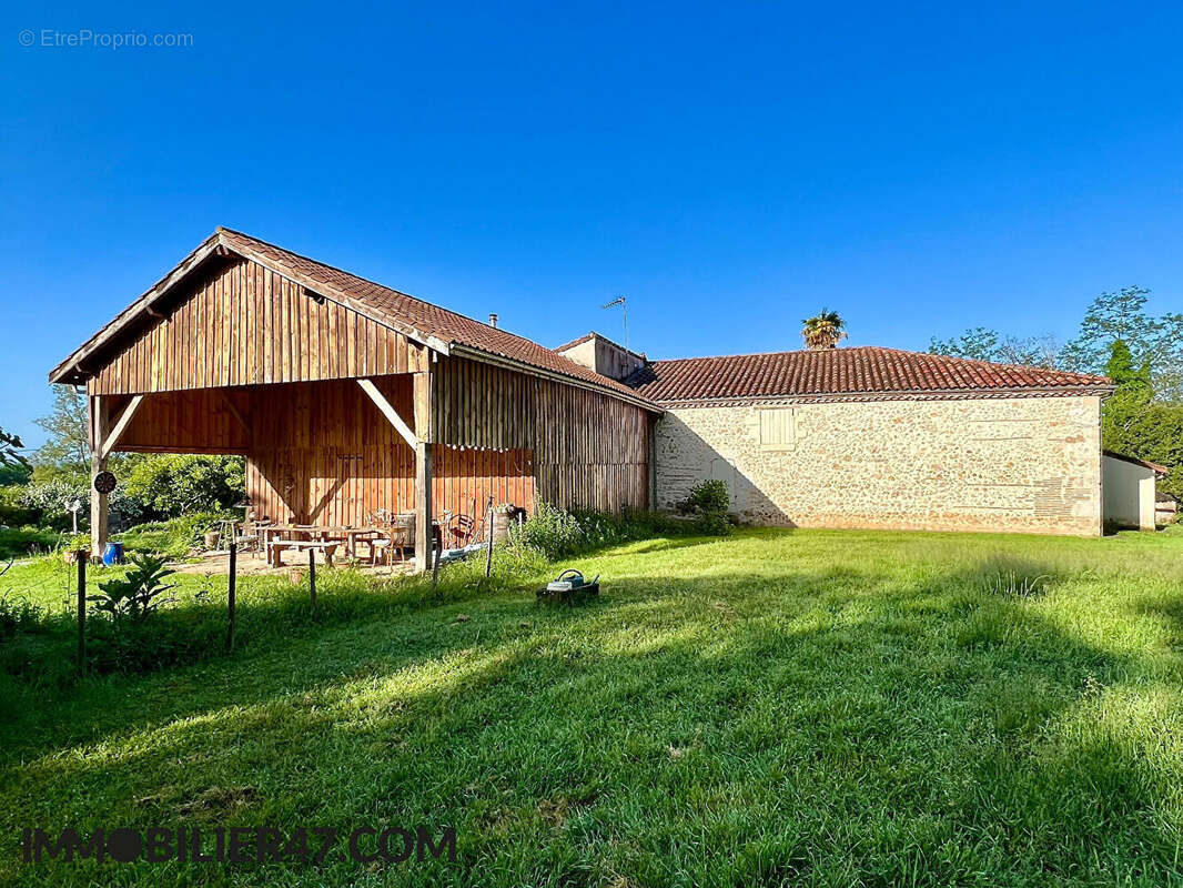 Maison à CASTELMORON-SUR-LOT