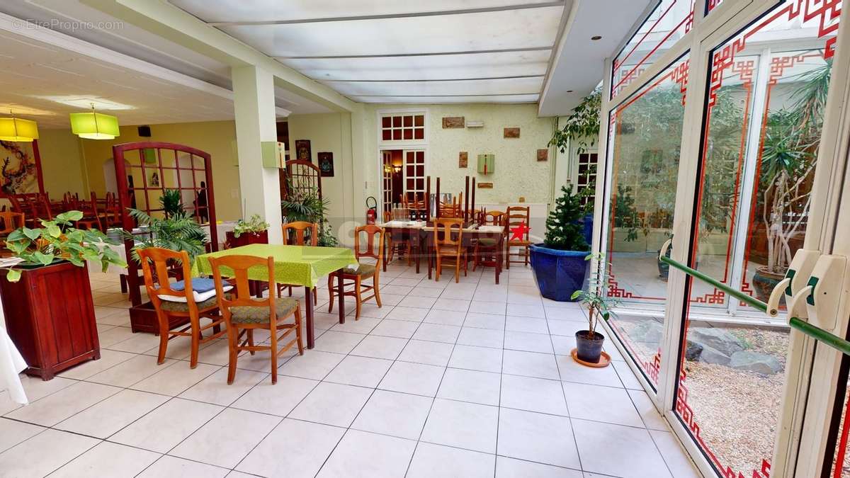 Commerce à CASTELNAUDARY