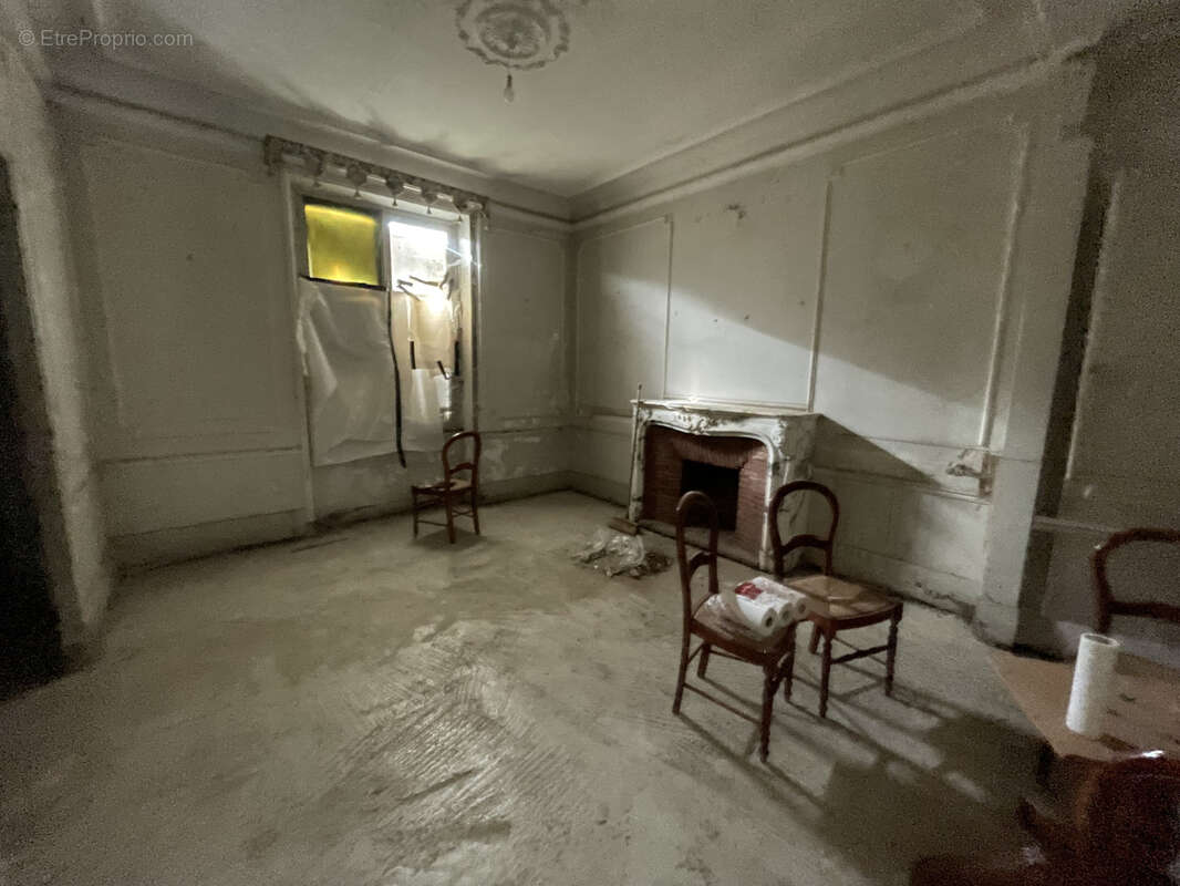 Maison à CHAMPROND-EN-GATINE