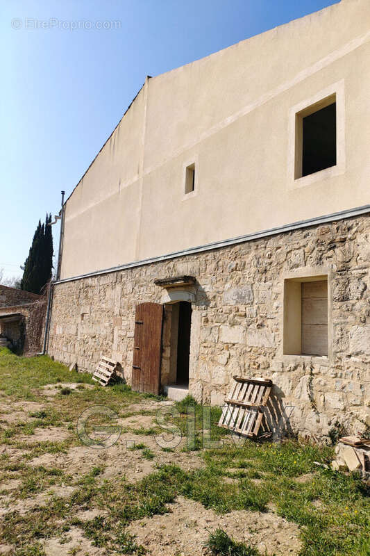 Maison à BOLLENE